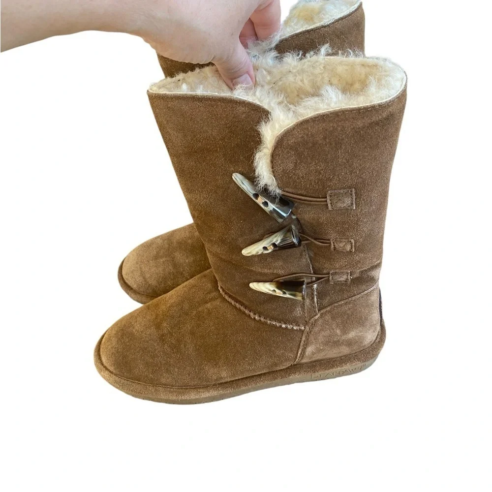 Bearpaw Jade Brown Suede Upper Sheepskin Wool Lined Toggle closure Winter Boots